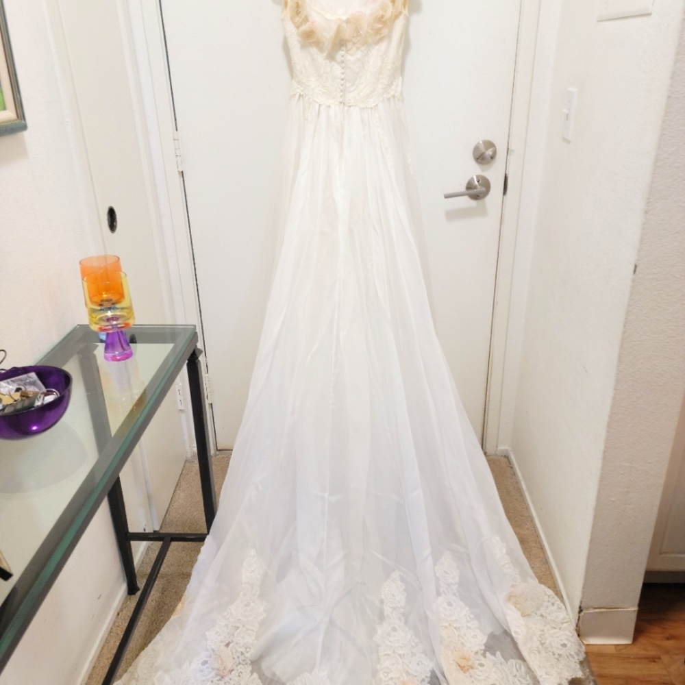 Gorgeous Vintsge Wedding Dress Handmade White/Off White XS petite